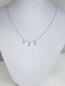 Corrente Chocker 40cm 3 pedrinhas em formato de gotas AZUL