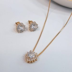 CONJUNTO CORAÇÕES COM ZIRCÔNIAS